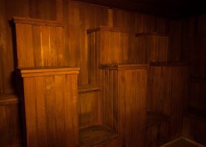 Very cool Cleopatra style seating in the dry sauna. Very comfortable for all activities ;)